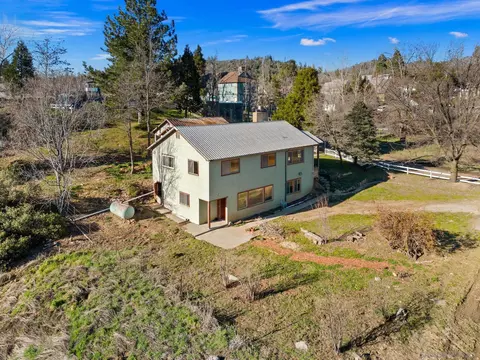 Exterior - 1927 4th, Julian, CA 92036 photo 7 of 14