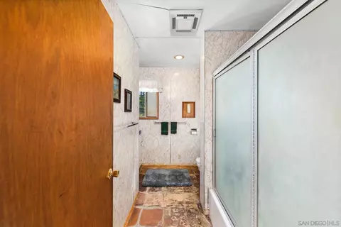 Bath - 1927 4th, Julian, CA 92036 photo 1 of 3