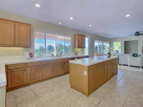 Kitchen - 1931 Balentine Dr, Alpine, CA 91901 photo 2 of 5