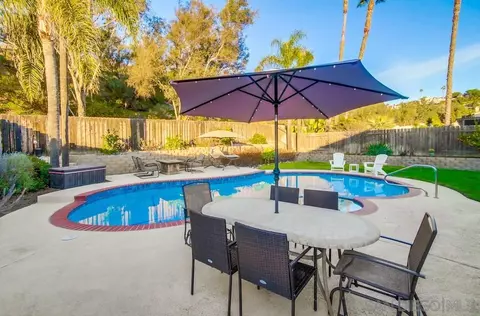 Exterior - 2174 Hillslake Dr, El Cajon, CA 92020 photo 6 of 11