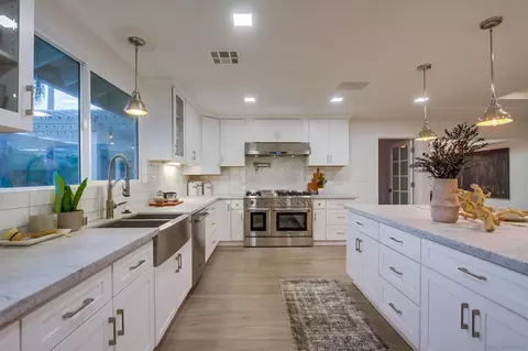 Kitchen - 1046 Salem St, Vista, CA 92084 photo 4 of 6