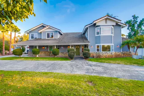 Exterior - 1046 Salem St, Vista, CA 92084 photo 15 of 15