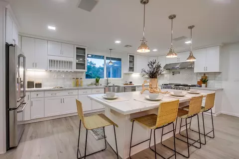 Kitchen - 1046 Salem St, Vista, CA 92084 photo 3 of 6