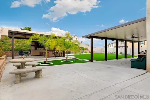 Exterior - 29634 Valance Ct, Menifee, CA 92584 photo 11 of 14