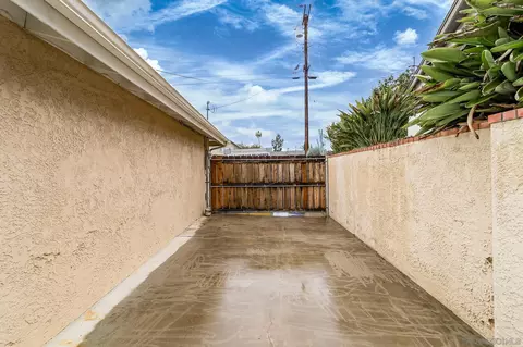Exterior - 9717 Hirsch Rd, Santee, CA 92071 photo 8 of 13