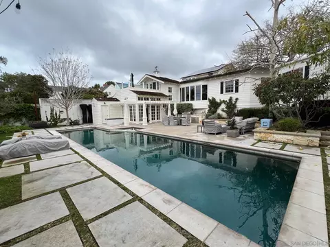Exterior - 5844 Beaumont, La Jolla, CA 92037 photo 3 of 8