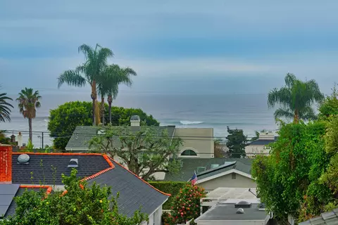 View/Area - 5844 Beaumont, La Jolla, CA 92037 photo 1 of 5