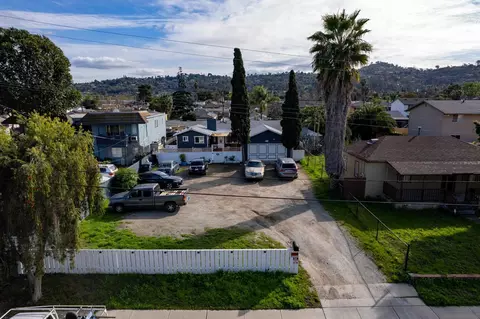 View/Area - 731 Franklin Ave, El Cajon, CA 92020 photo 2 of 11