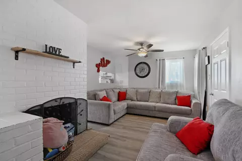 Living - 731 Franklin Ave, El Cajon, CA 92020 photo 3 of 3