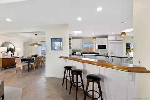 Kitchen - 204 Oak St, Oceanside, CA 92054 photo 1 of 4