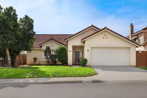 10823 Susie Pl, Santee, CA 92071