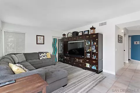 Living - 5347 Rio Plata Dr, Oceanside, CA 92057 photo 3 of 3