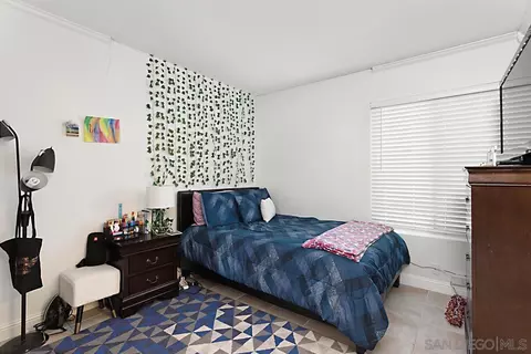 Bedroom - 5347 Rio Plata Dr, Oceanside, CA 92057 photo 4 of 6