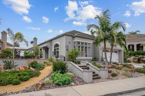 2205 View Crest Gln, Escondido, CA 92026