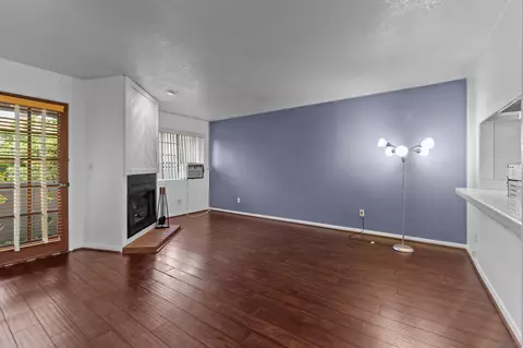 Living - 4847 Parks Ave #32, La Mesa, CA 91942 photo 1 of 2