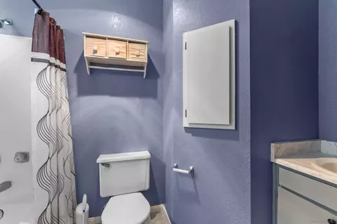 Bath - 4847 Parks Ave #32, La Mesa, CA 91942 photo 2 of 3