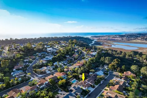 View/Area - 14256 Minorca Cv, Del Mar, CA 92014 photo 4 of 6