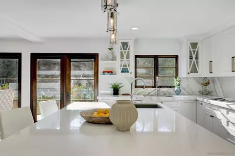 Kitchen - 14256 Minorca Cv, Del Mar, CA 92014 photo 2 of 9