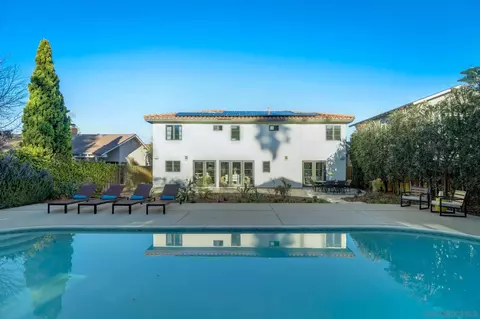 Exterior - 14256 Minorca Cv, Del Mar, CA 92014 photo 3 of 6