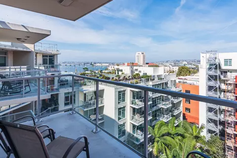 1431 Pacific Hwy #902, San Diego, CA 92101
