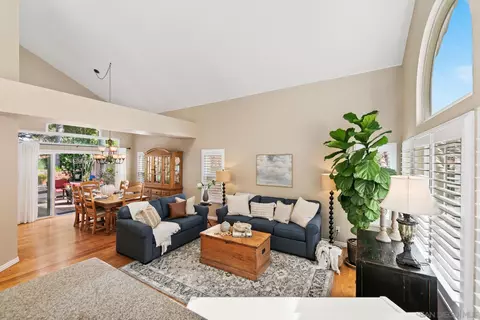 Living - 1682 Pinnacle Way, Vista, CA 92081 photo 2 of 4