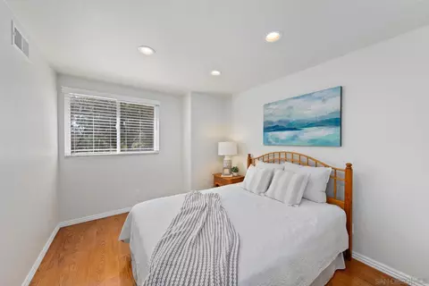 Bedroom - 1682 Pinnacle Way, Vista, CA 92081 photo 3 of 3