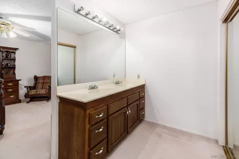 10716 Meadow Glen Way E, Escondido, CA 92026 photo 11