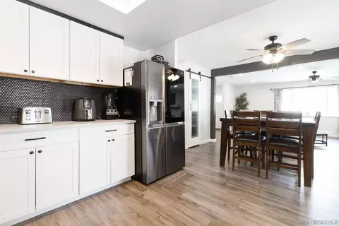 Kitchen - 910 Ruby Dr, Vista, CA 92083 photo 6 of 8