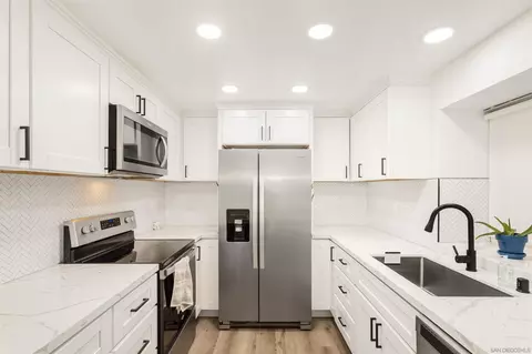 Kitchen - 1324 S Pacific #3, Oceanside, CA 92054 photo 1 of 2