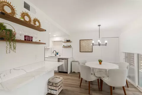 Dining - 1324 S Pacific #3, Oceanside, CA 92054 photo 1 of 2