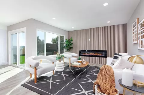 Living - 9483 Avenida Acero, Spring Valley, CA 91977 photo 4 of 8