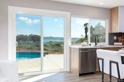 Kitchen - 9483 Avenida Acero, Spring Valley, CA 91977 photo 10 of 12