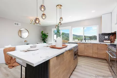 Kitchen - 9483 Avenida Acero, Spring Valley, CA 91977 photo 3 of 12