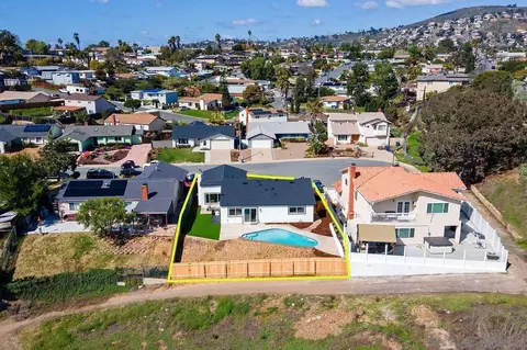 View/Area - 9483 Avenida Acero, Spring Valley, CA 91977 photo 4 of 7
