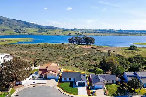 View/Area - 9483 Avenida Acero, Spring Valley, CA 91977 photo 2 of 7