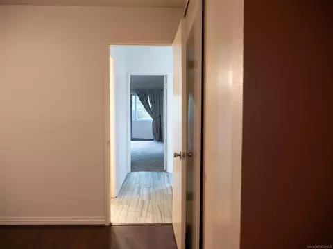 Entry Way - 44511 La Paz Rd, Temecula, CA 92592 photo 2 of 2