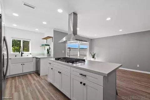9624 Nectarine Dr, Lakeside, CA 92040