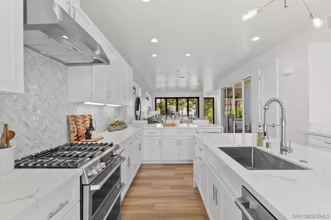 4068 Sequoia St, San Diego, CA 92109
