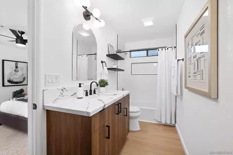 Bath - 185 Basilica St #125, Oceanside, CA 92057 photo 2 of 4