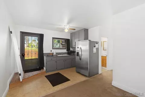 Kitchen - 14164 Lyons Valley Rd, Jamul, CA 91935 photo 5 of 5