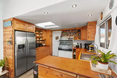 Kitchen - 14164 Lyons Valley Rd, Jamul, CA 91935 photo 2 of 5