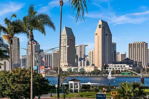 View/Area - 141 Orange Ave #203, Coronado, CA 92118 photo 1 of 2