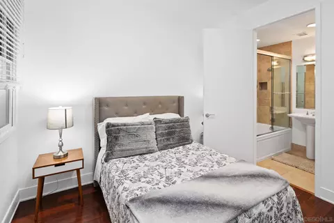 Bedroom - 141 Orange Ave #203, Coronado, CA 92118 photo 6 of 6