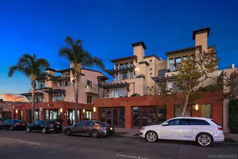 View/Area - 141 Orange Ave #203, Coronado, CA 92118 photo 2 of 2