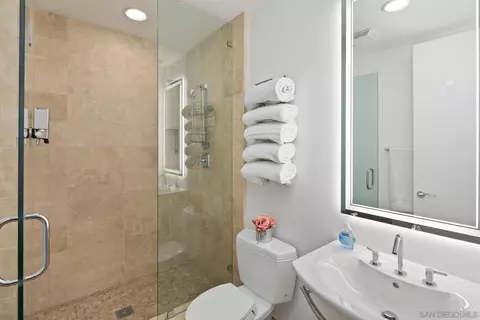 Bath - 141 Orange Ave #203, Coronado, CA 92118 photo 4 of 5