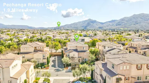 View/Area - 31185 Black Maple Dr, Temecula, CA 92592 photo 7 of 8