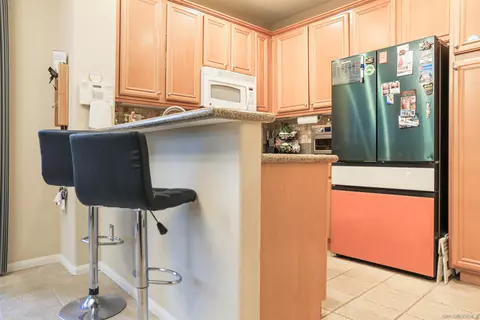 Kitchen - 31185 Black Maple Dr, Temecula, CA 92592 photo 1 of 2
