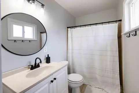 Bath - 8171 Orangewood Ave, Stanton, CA 90680 photo 1 of 1