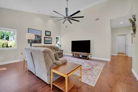2091 Winamar, Escondido, CA 92029 photo 11