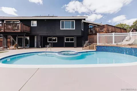 Exterior - 159 N Westwind Dr, El Cajon, CA 92020 photo 7 of 11
